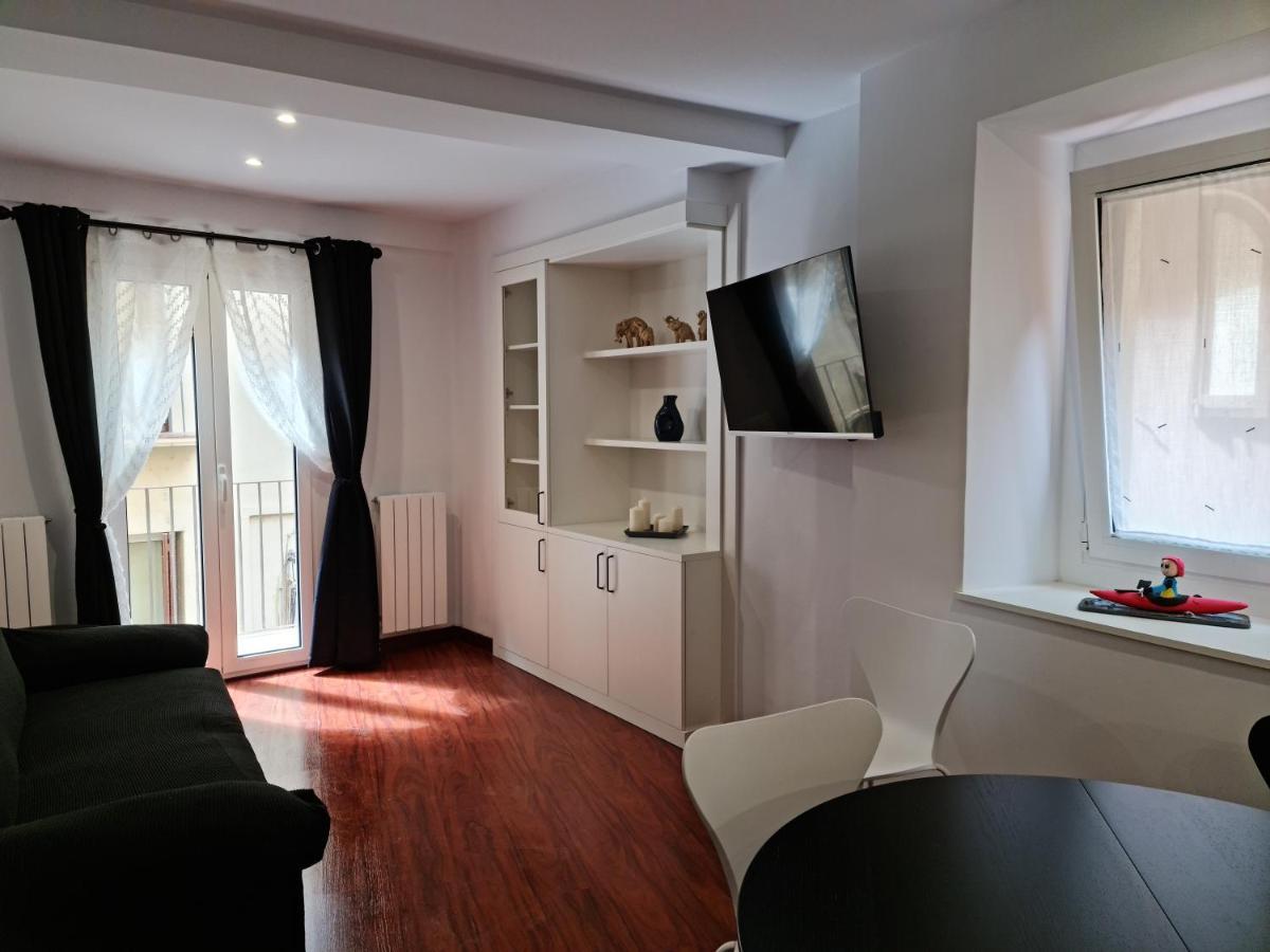 Ferienwohnung Ca La Maria La Seu d'Urgell Exterior foto